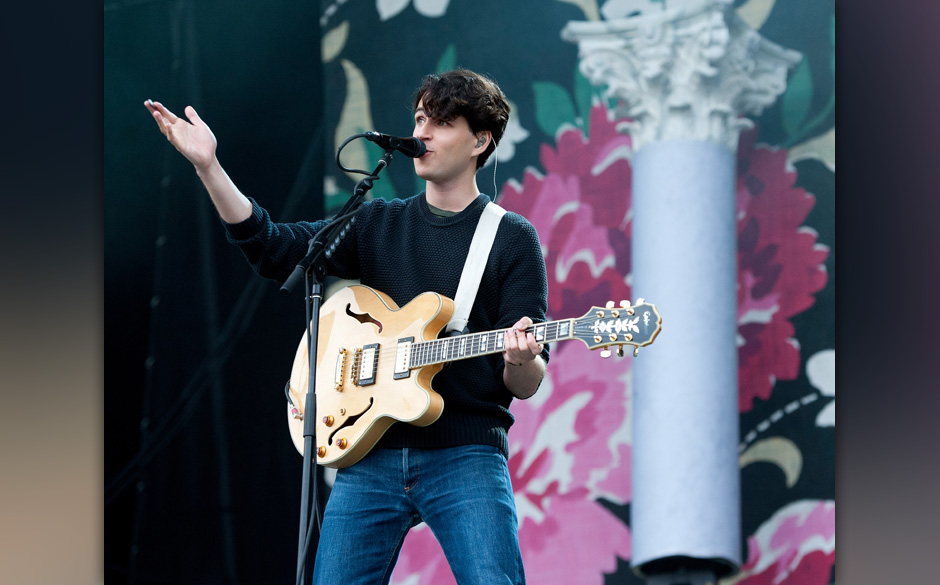 Denn auf ihrer Kapertour durch die Musikgeschichte verzichten sie auf vordergründige Diebstähle. Stattdessen schnippen s...