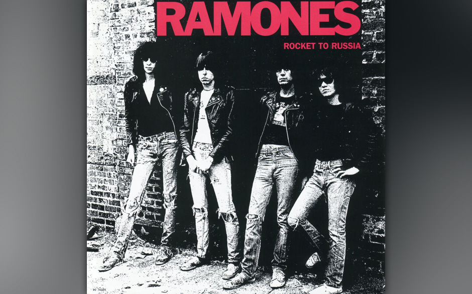 106. Ramones - Rocket To Russia, 1977
Mit dem dritten Album trugen die Ramones ihre Botschaft von den drei Akkorden, dem D...