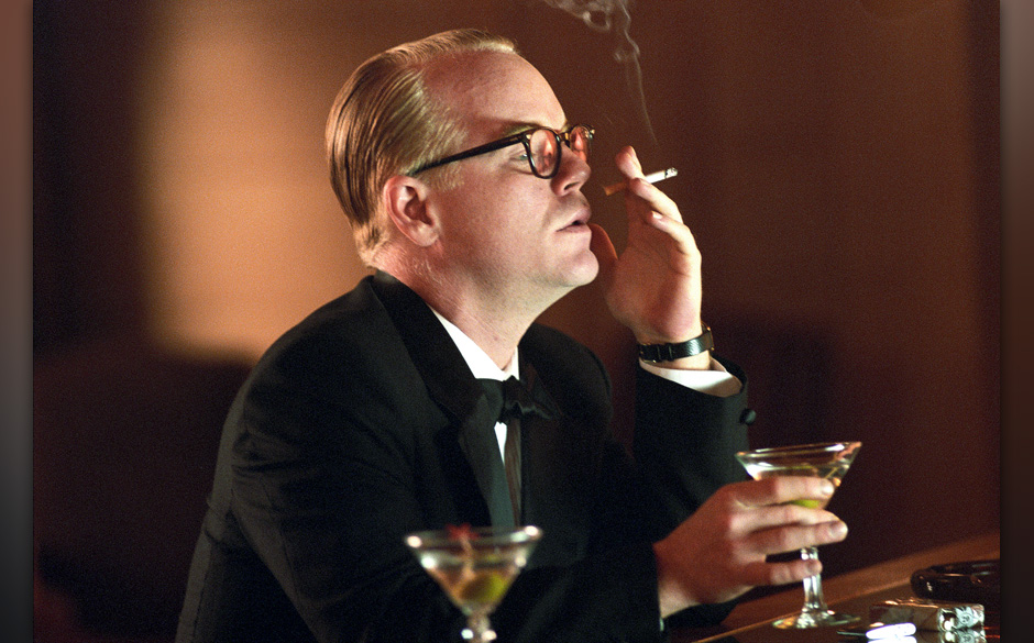 7. Capote (2005). Ein halbes Jahr bereitete Hoffman sich auf die Rolle des Truman Capote vor, verlor Gewicht und trainiert...