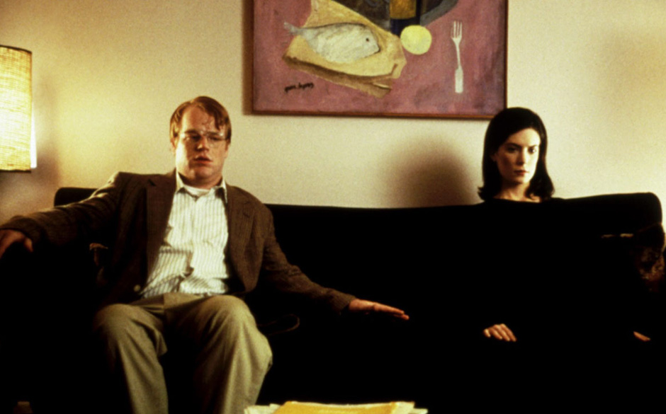3. Happiness (1998). In Todd Solondz‘ Film hatte Hoffman eine unheimliche Präsenz als ekliger anonymer Anrufer, der Sch...
