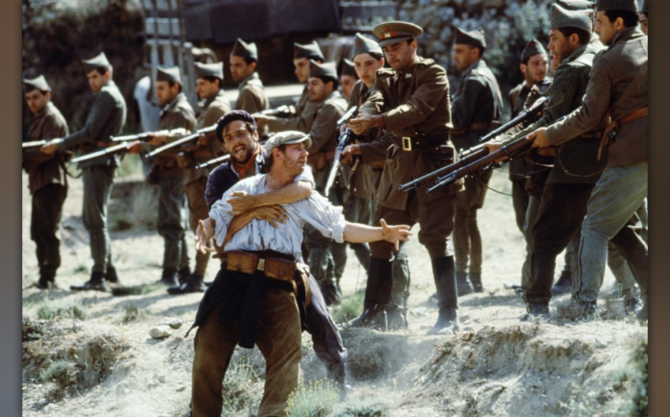 Der britische Regisseur Ken Loach erhält in diesem Jahr den "Goldenen Ehrenbären". Auf der Berlinale werden viele seiner...