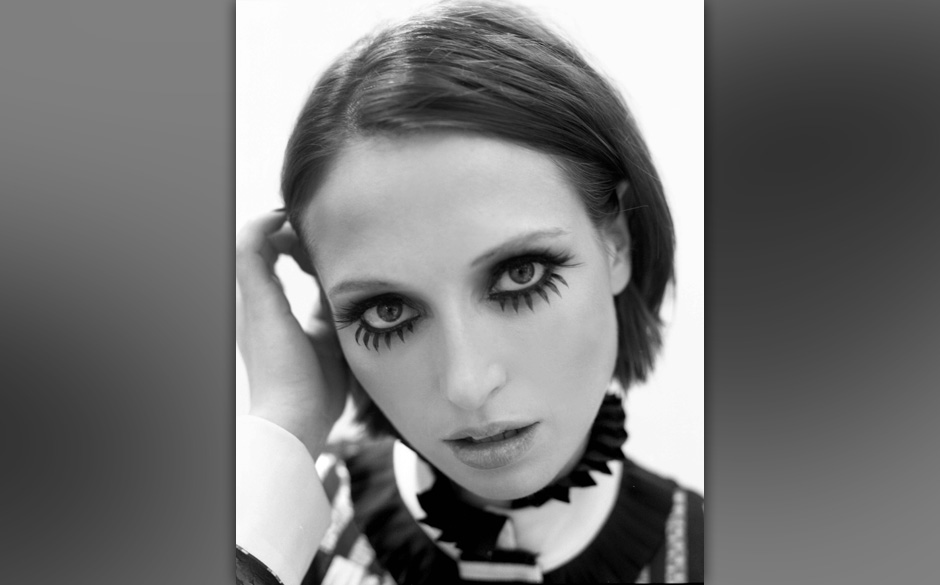 Mimi & The Mad Noise Factory - NOTHING BUT EVERYTHING (März)