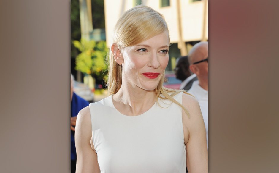 BEVERLY HILLS, CA - JULY 24:  Actress Cate Blanchett arrives at the Los Angeles Premiere "Blue Jasmine" at the Academy of ...