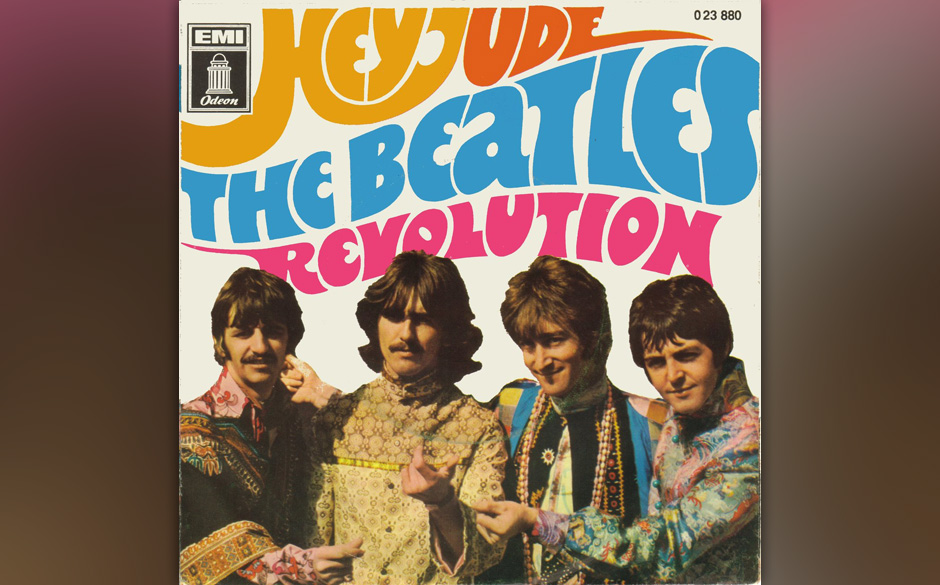 13. „Revolution“
Autor: Lennon, Aufgenommen: 10. und 11. Juli 1968, Veröffentlicht: 16. August 1968, B-Seite (Hey Jud...