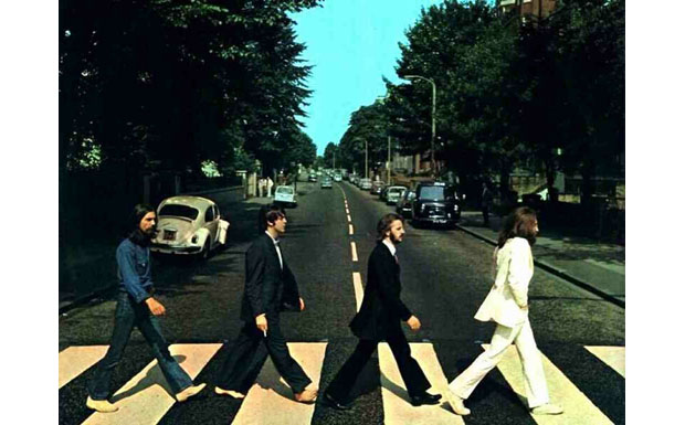 23. „Abbey Road Medley“ (You Never Give Me Your Money/Sun King/Mean Mr. Mustard/Polythene Pam/She Came in Through the ...