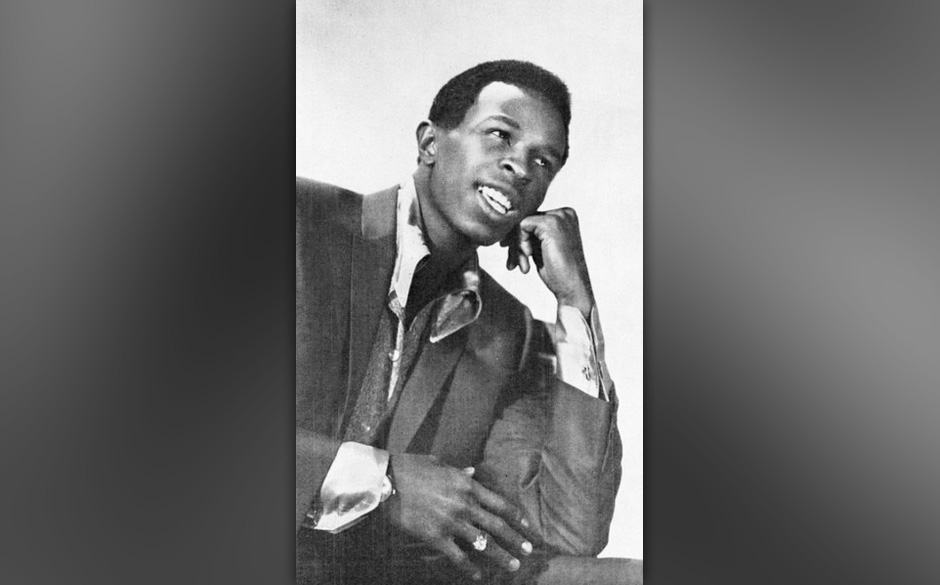 Dass für seine Phrasierungskünste gerade die Vorbilder Cooke und Redding Pate standen, tut der Seelenmassage keinen Abbr...