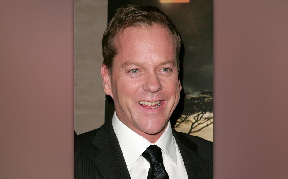 BEVERLY HILLS, CA - NOVEMBER 10:  Actor Kiefer Sutherland attends "24: Redemption - Captured in Africa" photo exhibit and ...