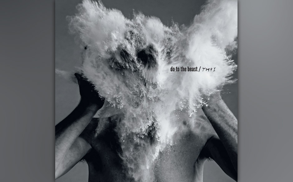 "Auch ohne Rick McCollum finden die Afghan Whigs ihren harsch-empfindlichen Ton wieder. Etwa wenn durch „Matamoros“ ei...