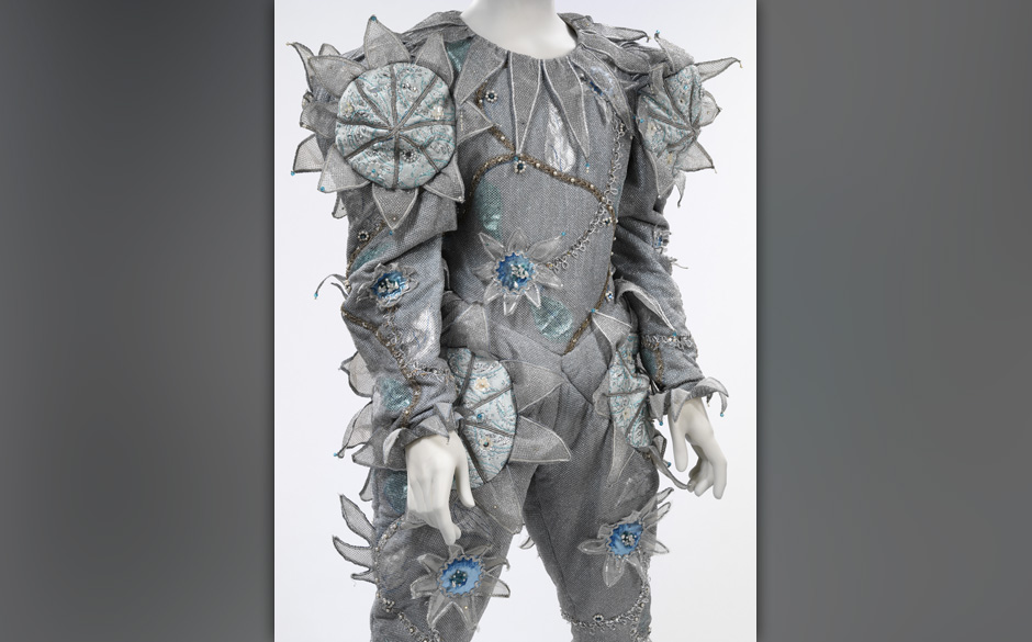 Pierrot-Kostüm, 1980; Entwurf von Natasha Korniloff für das Video zu Ashes to Ashes und das Albumcover zu Scary Monsters...