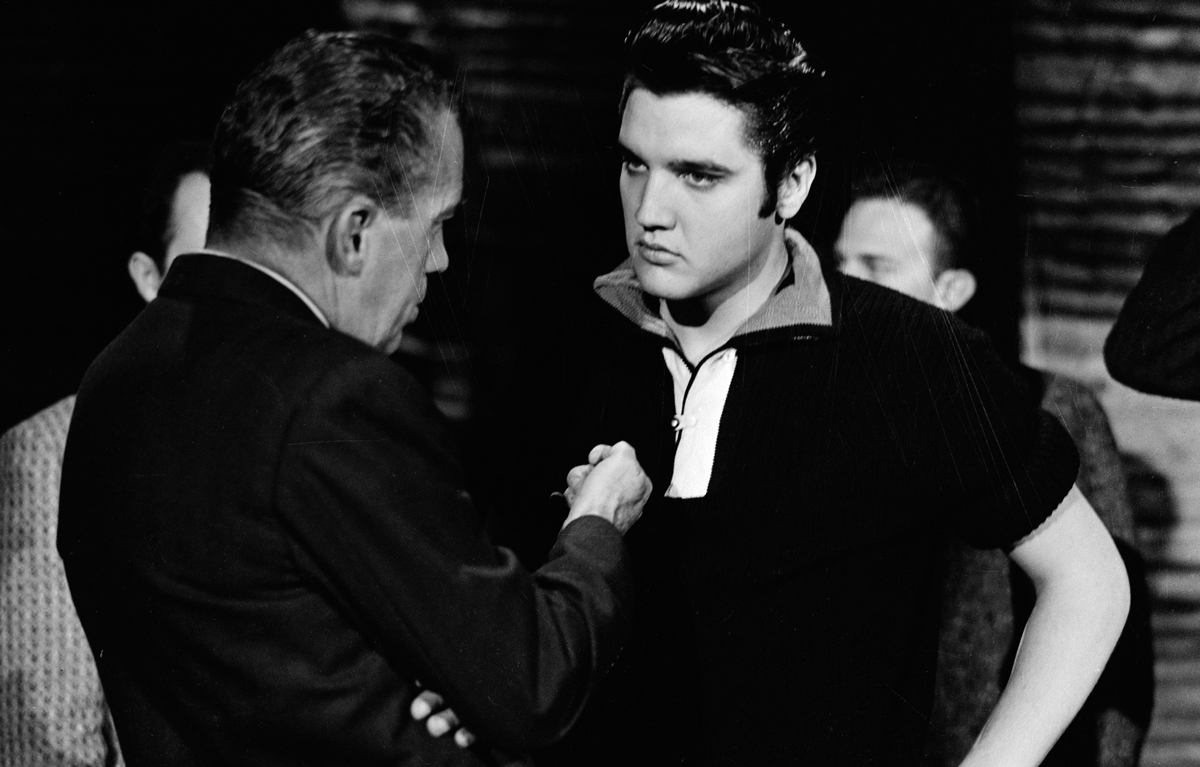 Elvis verkörperte an diesem Abend alles, was Rock'n'Roll auch in den kommenden Jahrzehnten ausmachen würde: Energie, Leb...