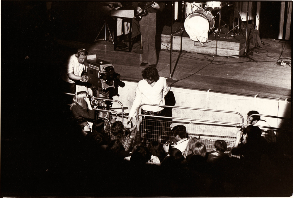 Einer von vielen Abenden, an denen er das Publikum herausforderte - mit einer Mischung aus Obszönität und Intellekt, man...