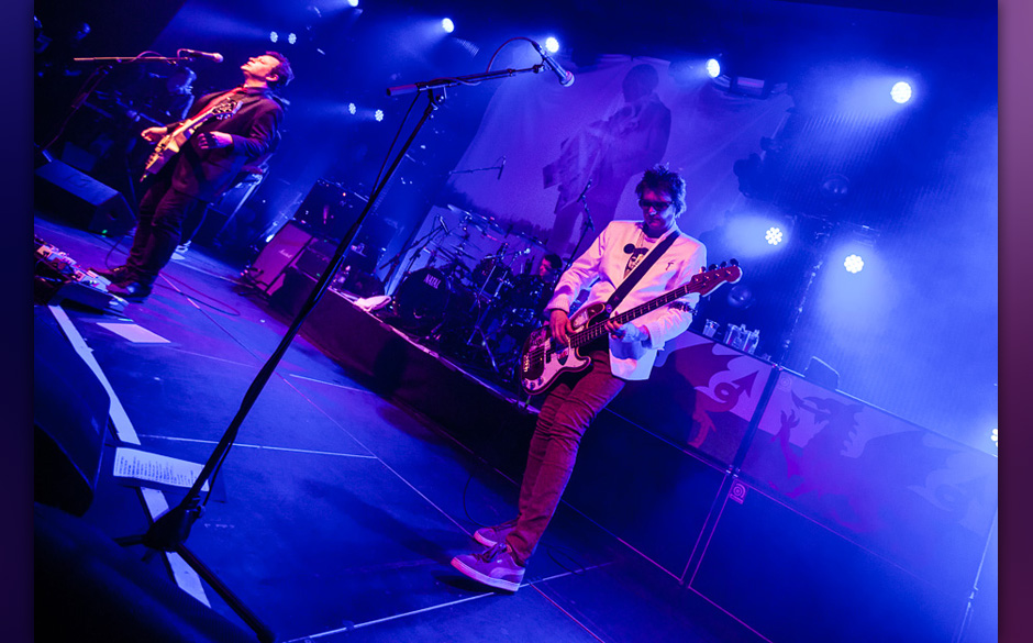 Manic Street Preachers, Gibson Frankfurt