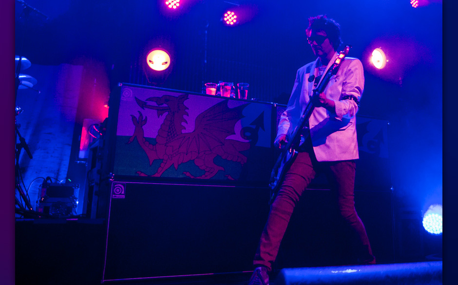 Manic Street Preachers, Gibson Frankfurt