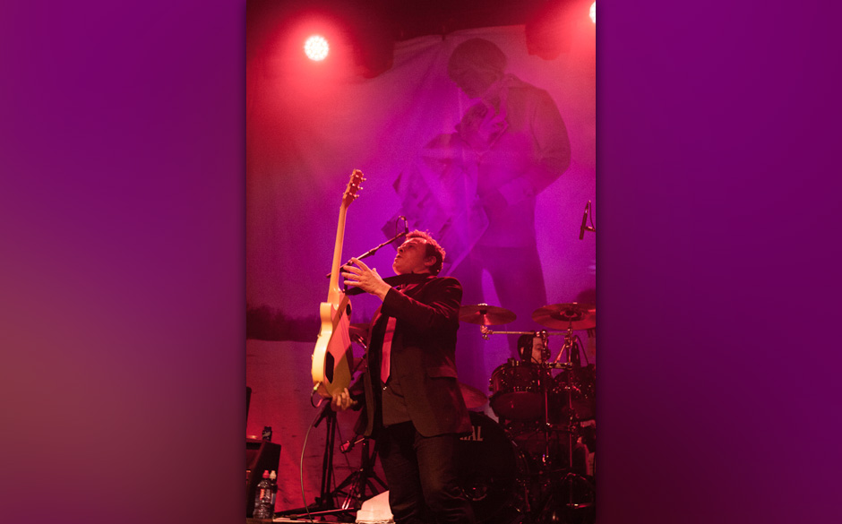 Manic Street Preachers, Gibson Frankfurt