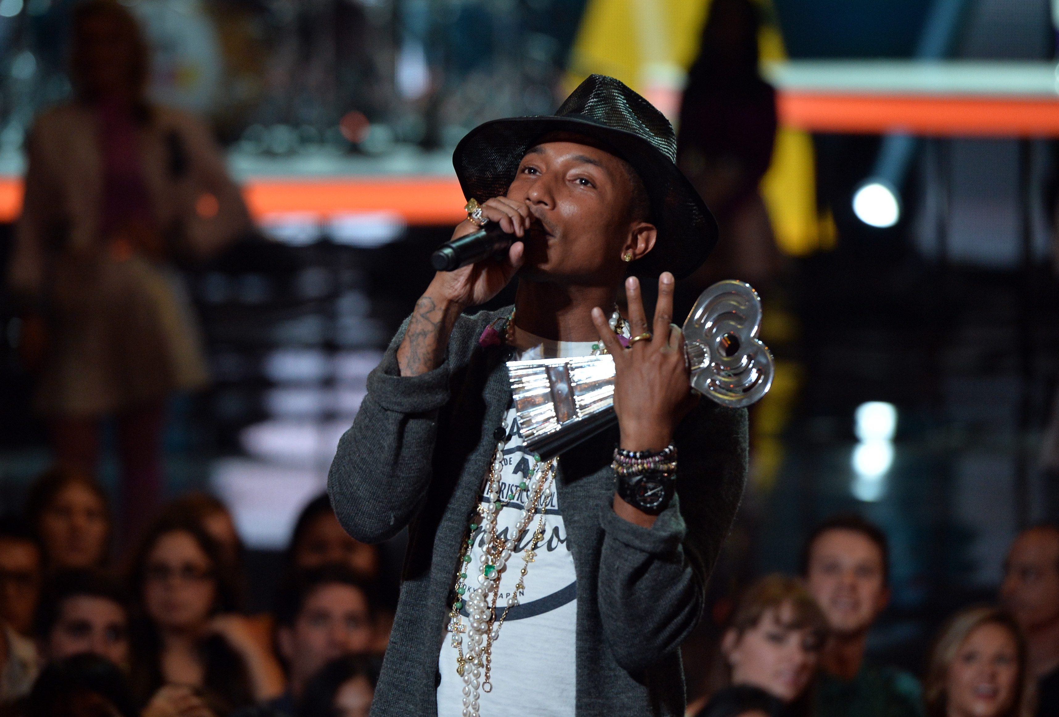 LOS ANGELES, CA - MAY 01:  Musician Pharrell Williams accepts the iHeartRadio Innovator Award onstage during the 2014 iHea...