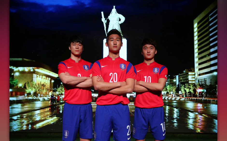 14. Südkorea sieht nach Fußball aus, so viel steht fest. Allerdings sind die Trikots keinesfalls etwas Besonderes. Doch ...