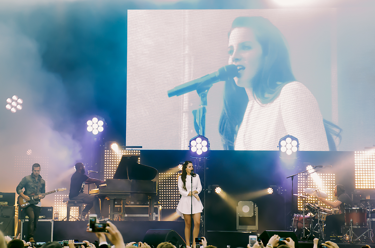 Lana Del Rey 20.06.14 Zitadelle Spandau-3.jpg