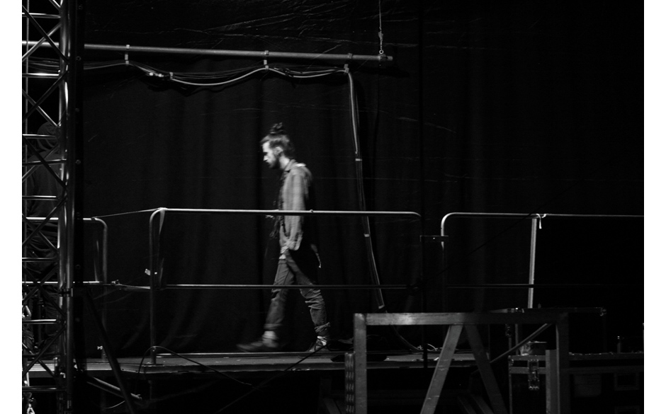 Crystal Fighters auf dem Weg zur Bühne