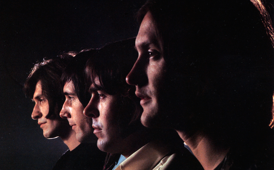 UNSPECIFIED - JANUARY 01:  (AUSTRALIA OUT) Photo of KINKS and Ray DAVIES and Dave DAVIES and Mick AVORY and John DALTON; L...