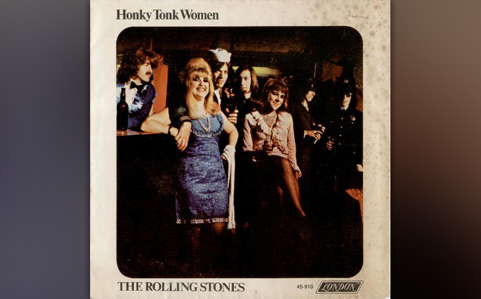 116. The Rolling Stones – Honky Tonk Women
Mick Jagger und Keith Richards kamen auf „Honky Tonk Women“ während eine...