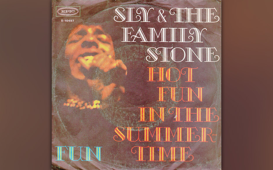 250. Sly and the Family Stone – Hot Fun In The Summertime

Der Sommer verabschiedete sich schon fast wieder, als Stone d...