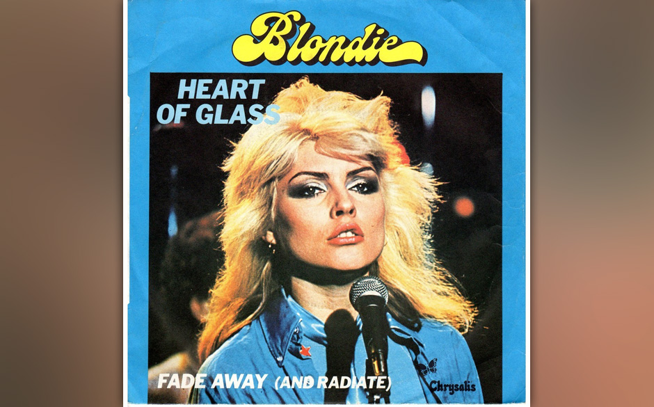 259. Blondie – Heart Of Glass
Ex-Playmate und Blondie-Sängerin Deborah Harry und ihr Boyfriend Chris Stein schrieben de...