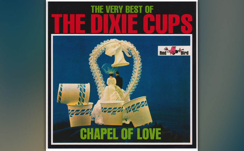 284. The Dixie Cups – Chapel Of Love
Spector startete zwei Versuche „Chapel Of Love“ aufzunehmen, aber The Ronettes ...