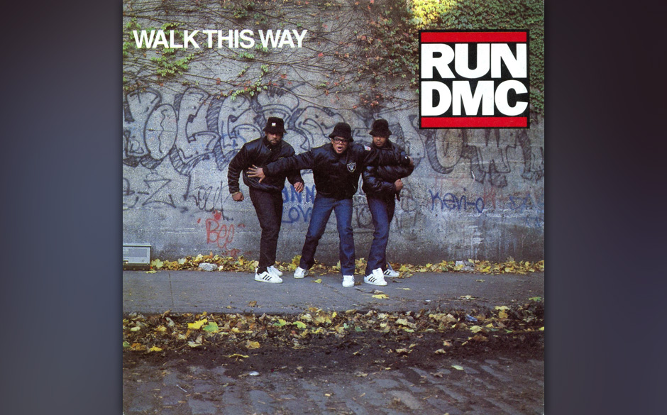 293. Run-DMC – Walk This Way
Schon mit „Rock Box“ und „King Rock“ hatten die Rapper aus Queens der Rockgitarre d...