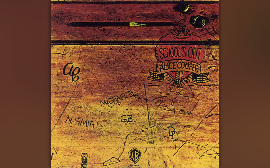 326. Alice Cooper – School’s Out
„Die Minuten, in denen man auf die Schlußglocke wartet, sind so intensiv, dass es ...