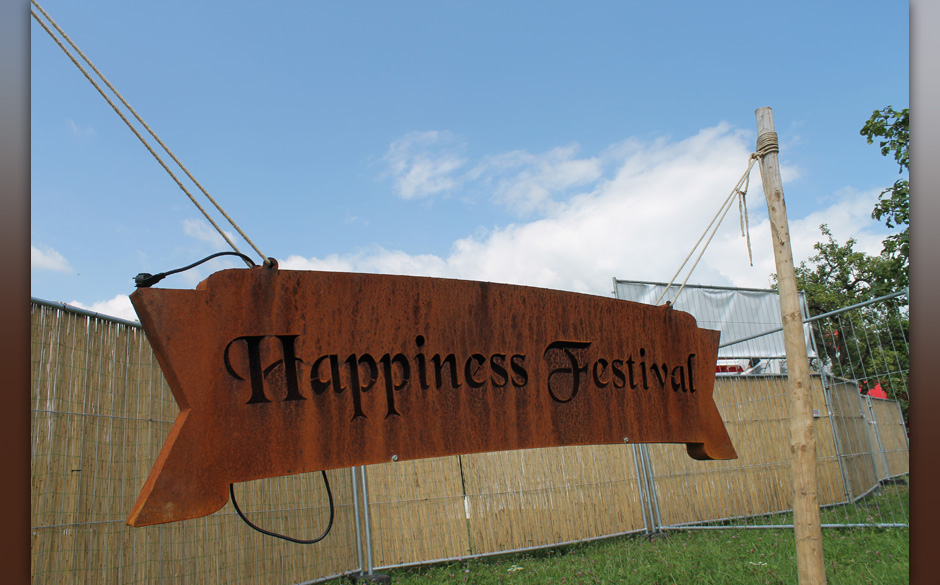 Happiness-fr-02.jpg