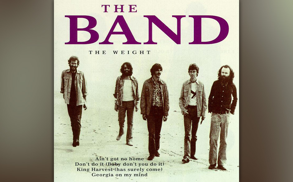41. The Band – The Weight
Robbie Robertsons Truppe war vor allem als Dylans Tourband bekannt, als sie sich in ein rosa H...