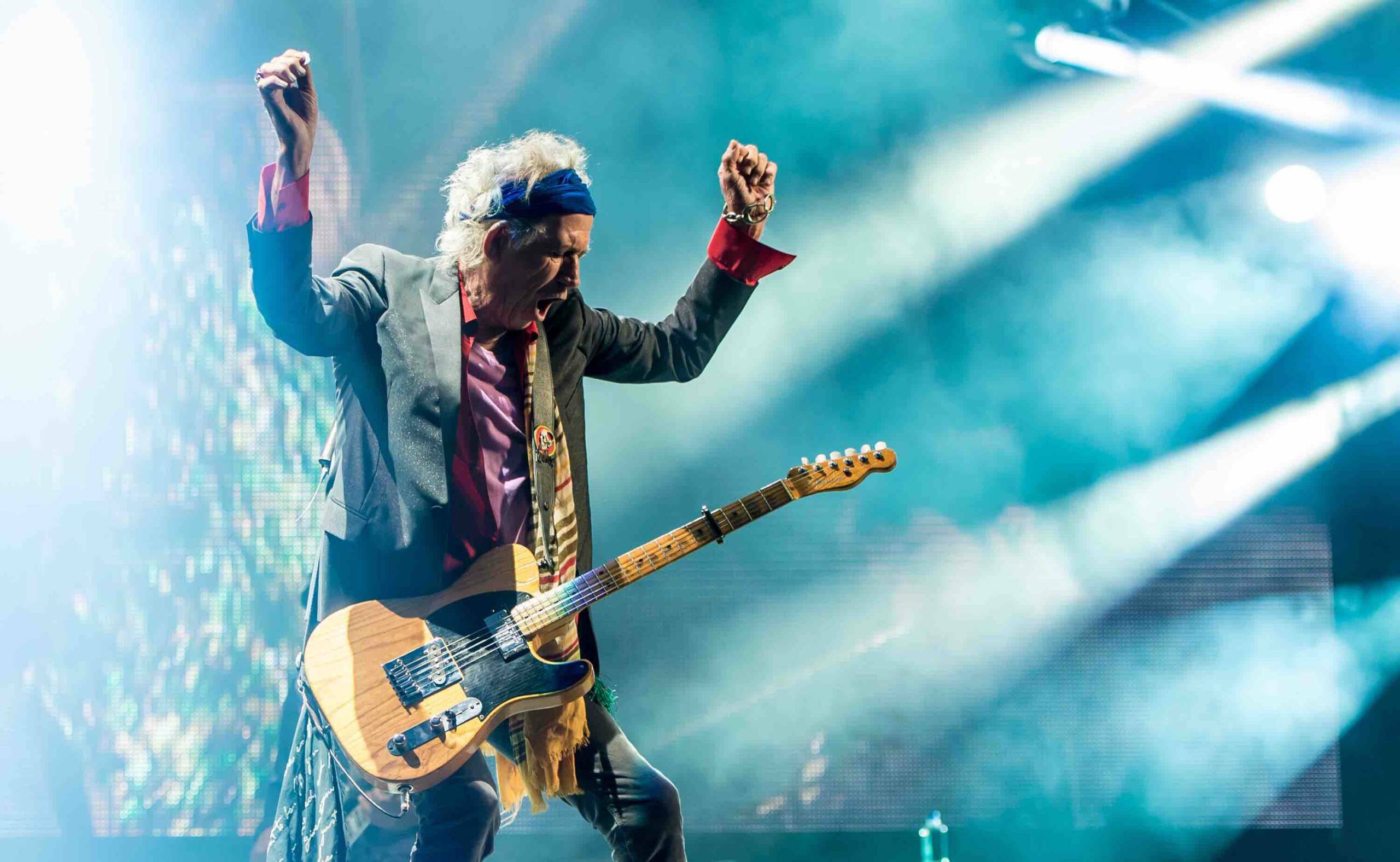 Einmal spielte ich den Refrain von „Beast Of Burdon“ nach und dachte: „Das sind genau die richtigen Akkorde, aber es...