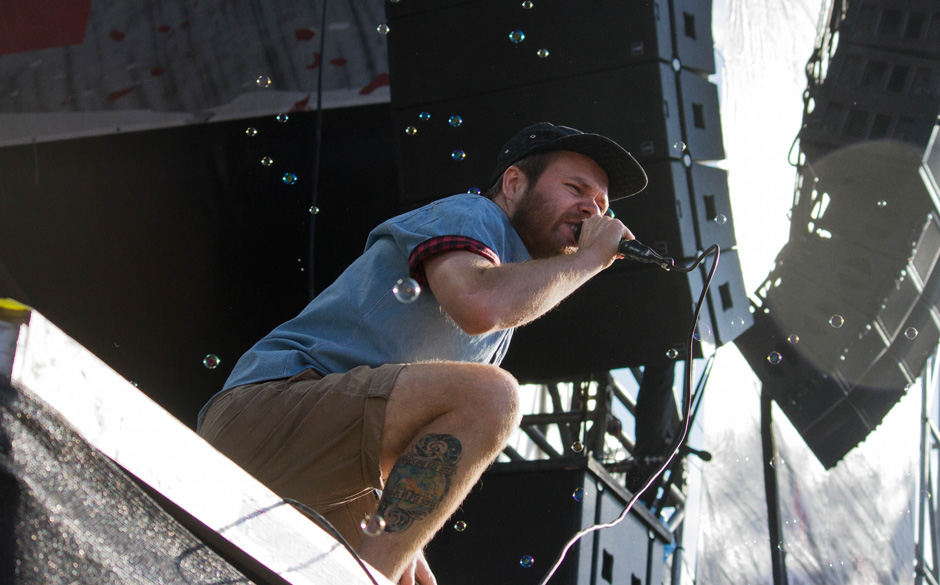 OpenFlair2014-EnterShikari-Christina-3.jpg