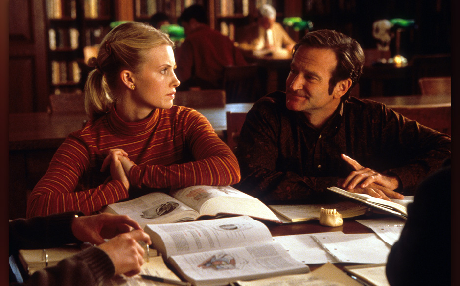 Monica Potter And Robin Williams In 'Patch Adams'