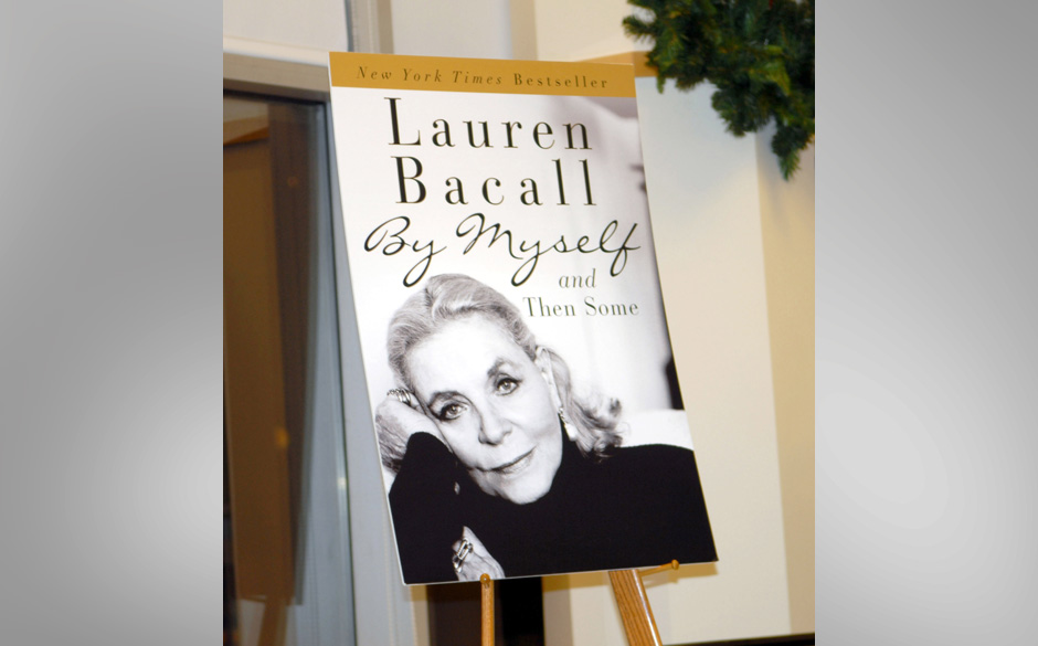 Lauren Bacalls Autobiographie "By Myself and Then Some" erschien 2006