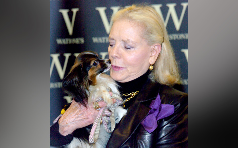 Lauren Bacall stellt ihre Autobiographie vor