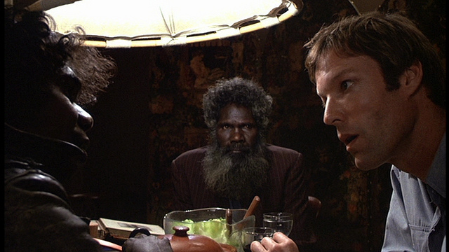 Anwalt kommt durch die Bekanntschaft mit australischen Ureinwohnern zu der Erkenntnis, dass der Menschheit eine neue Sintf...