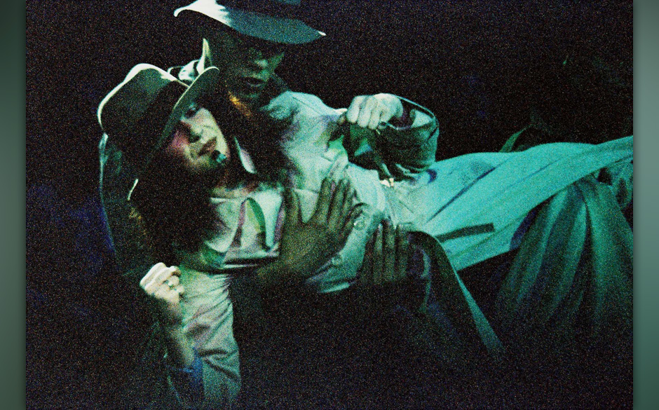 Kate Bush Live At Hammersmith Odeon