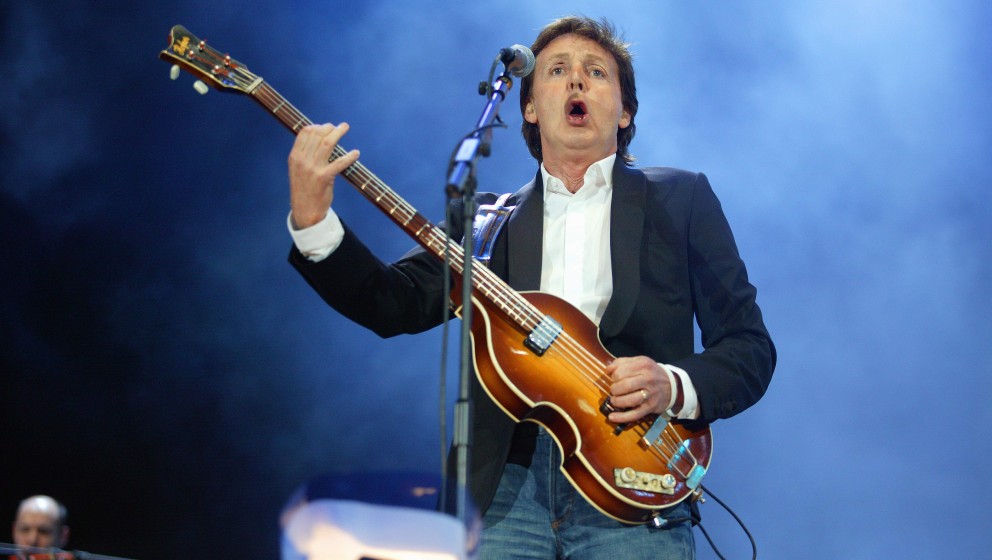 UNITED KINGDOM - JULY 02:  HYDE PARK  Photo of LIVE 8 and Paul McCARTNEY, performing live onstage at Live 8, playing Hofner 5