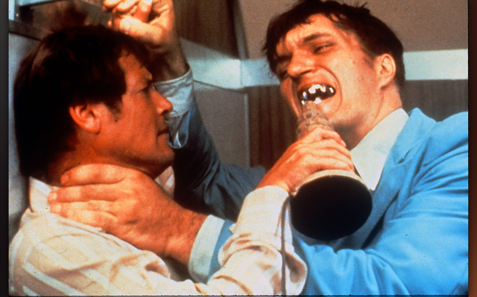 THE SPY WHO LOVED ME (BR/US 1977) ROGER MOORE AS BOND, RICHA