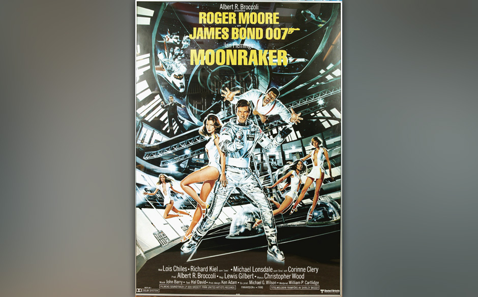 8. Shirley Bassey: "Moonraker". Der dritte Einsatz von Shirley Bassey für Bond arbeitet weniger mit ihrer sonst demonstra...