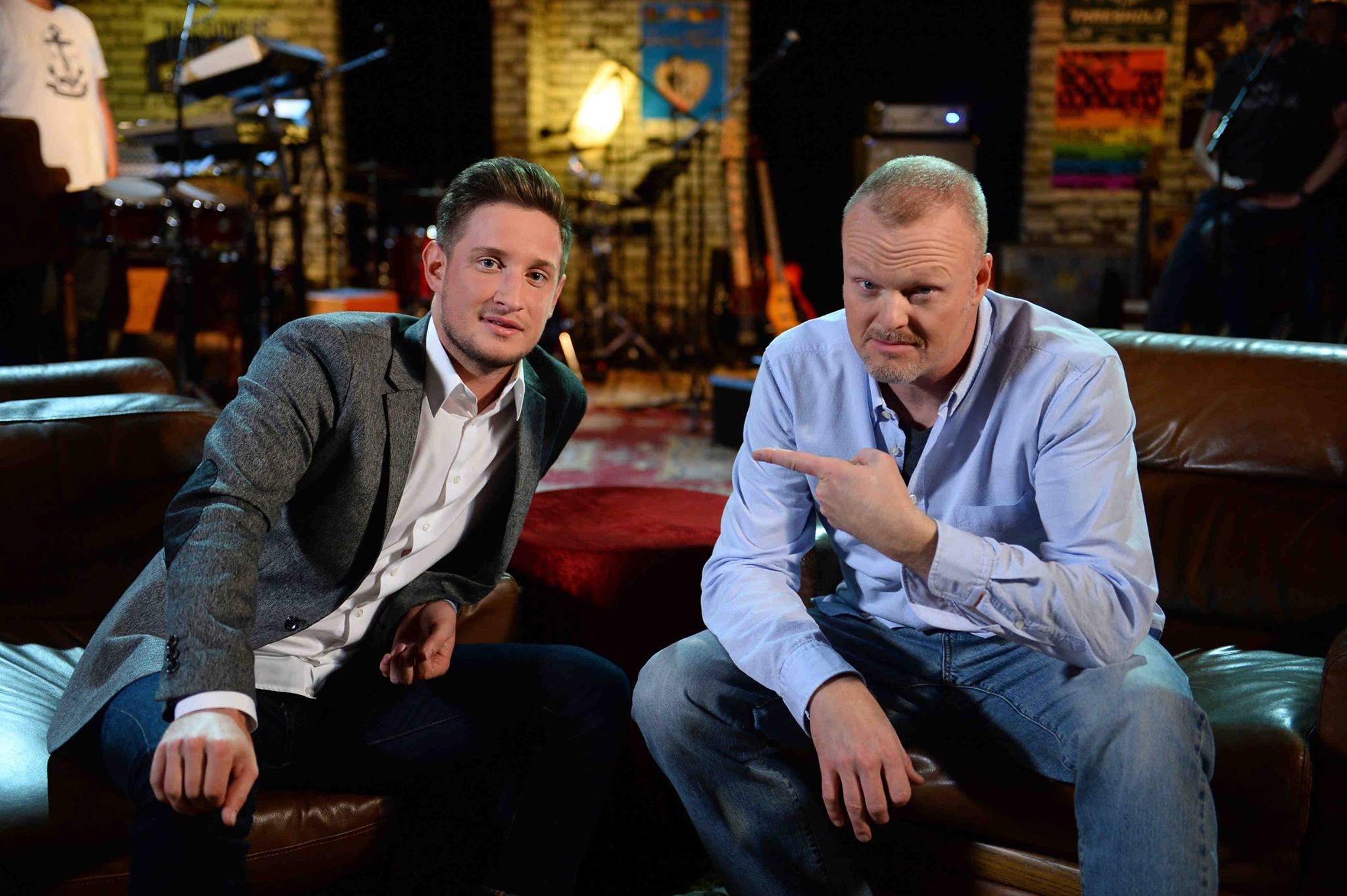 Teesy, Sachsen-Anhalt.
Etwas schmieriger Soul-Pastiche mit Balz-Lyrik.