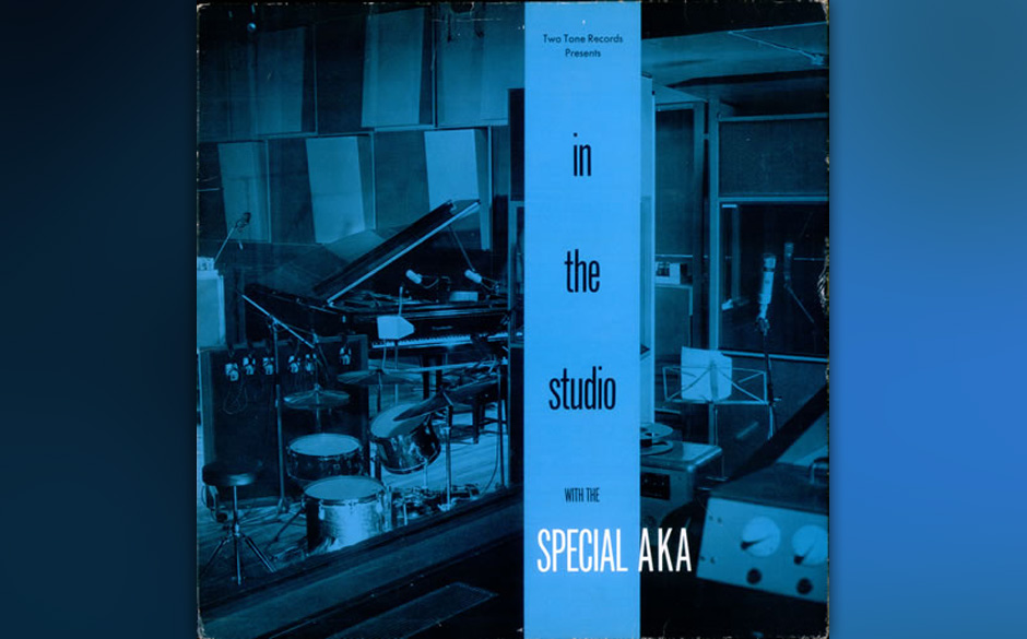 Das Ska-Revival hatten sie mit „Gangsters“ eingeläutet, als Speerspitze der Bewegung waren sie gefeiert und von
Rassi...