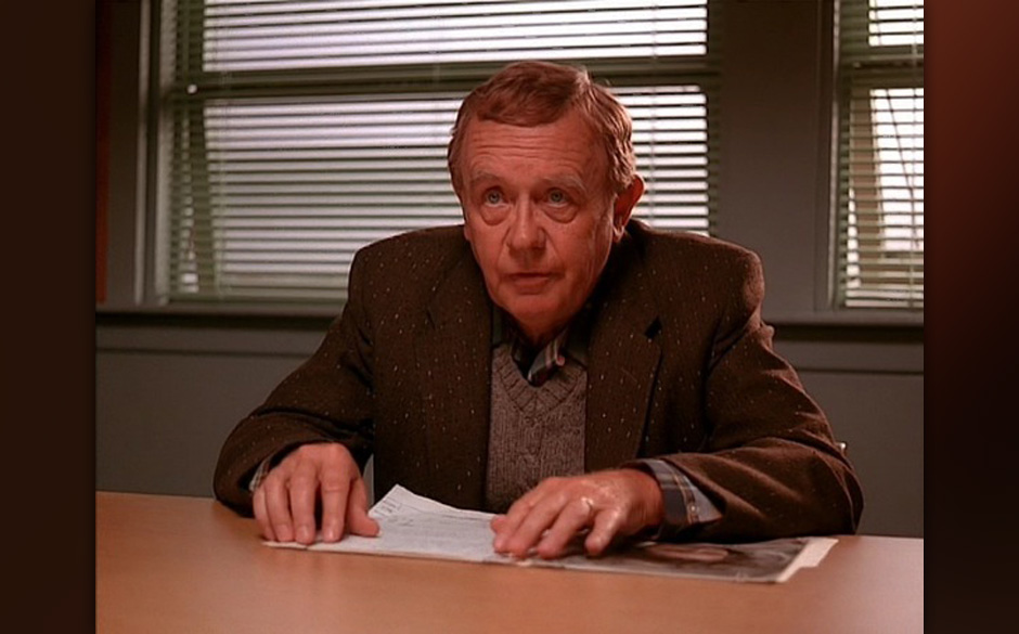 Doc Hayward (Warren Frost). Mustervater von Donna und moralische Instanz im "Twin Peaks"-Kosmos. Hat eine starke Bindung z...