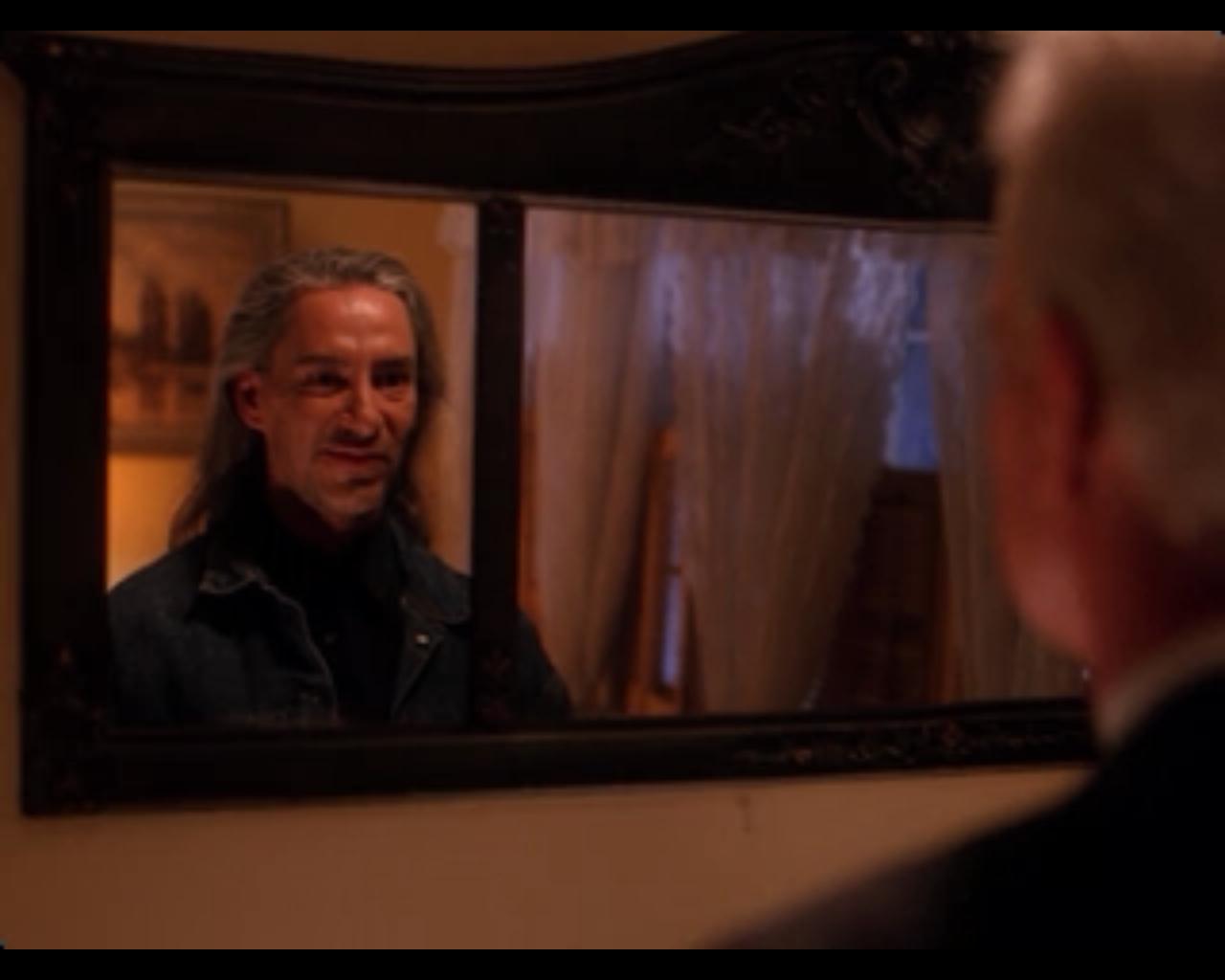 BOB (Frank Silva).
Kein Gesicht der Fernsehgeschichte hat sich in das Gedächtnis der Zuschauer so eingebrannt wie das von...