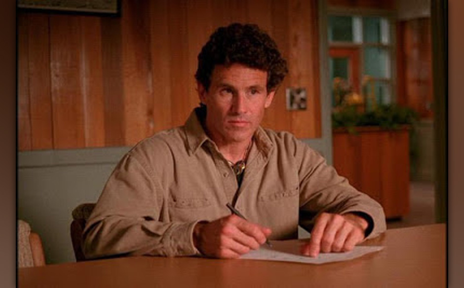 Sheriff Harry S. Truman (Michael Ontkean).
Harry und Cooper sind ein kongeniales Team. Der Sheriff ist immer korrekt als B...