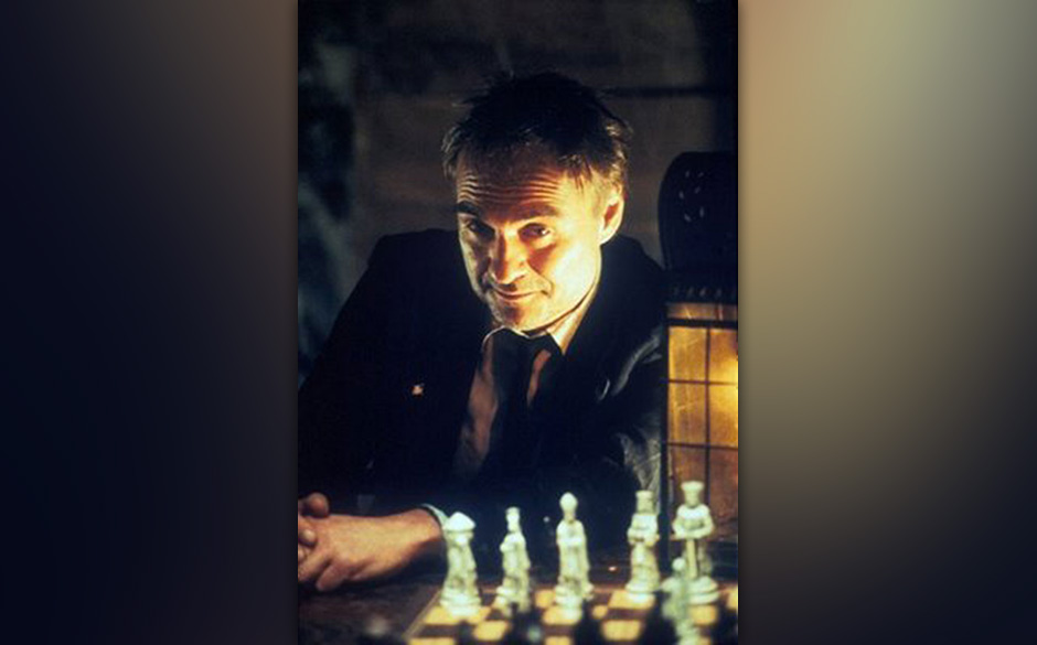 Windom Earle (Kenneth Welsh).
Als Antagonist nach dem Ableben von Leland/BOB hatte der schmierige Psycho-Cop eigentlich ni...