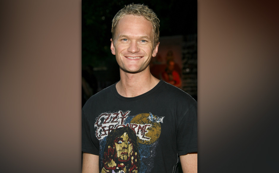Neil Patrick Harris during Silver Spoon Golden Globes Hollywood Buffet - Day 1 at Private Residence in Beverly Hills, Cali...