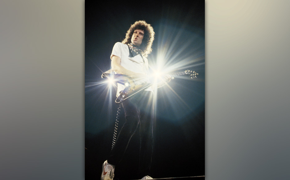 Riffs, die für ein ganzes Album aus­gereicht hätten, presste er in einen einzigen Song.