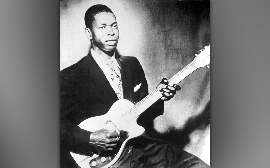 30. Dust My Broom – Elmore James, 1951. Elmore James, Sohn armer Farmpächter, war der wohl beste Slide-Gitarrist aller ...